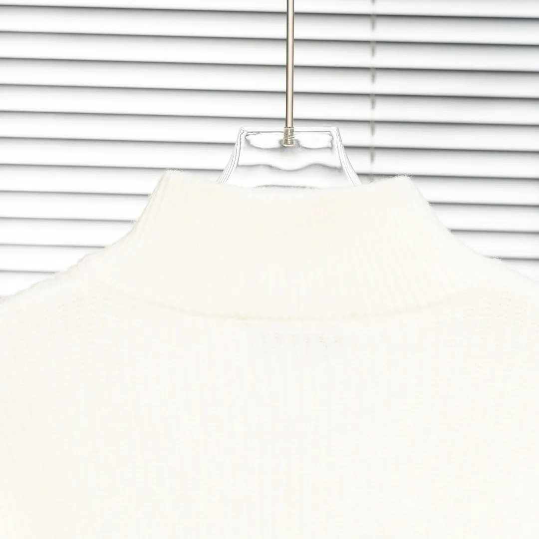 P310 top version (different currencies) Style: Stone Island STONE LSLAND high weight knitted wool cardigan jacket Color: Picture color Size: M-XXXL Fabric: Blended Accessories: Full set of customized accessories No gender distinction, same style for men and women